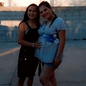 Meet your Posher, Abigail